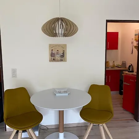 Lichtdurchflutetes Mit Blick Ins Gruene * ミュルハイム・アン・デア・ルール