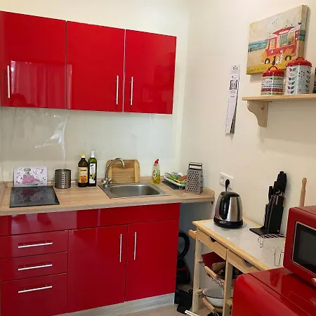 Lichtdurchflutetes Mit Blick Ins Gruene *